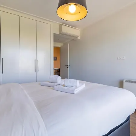 Apartment Lovely 1 Bdr With Pool By Lovelystay *