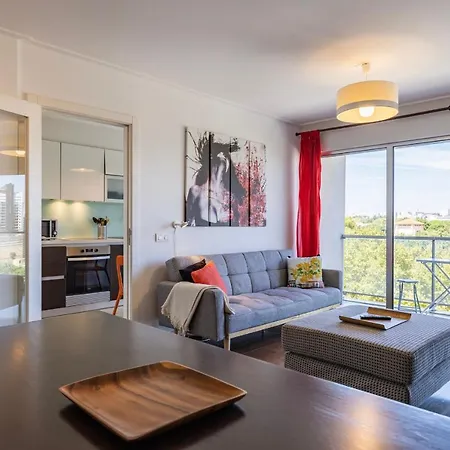 Apartmán Lovely 1 Bdr With Pool By Lovelystay