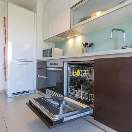 Parque Nacoes 1br With Pool By Lovelystay 公寓 *