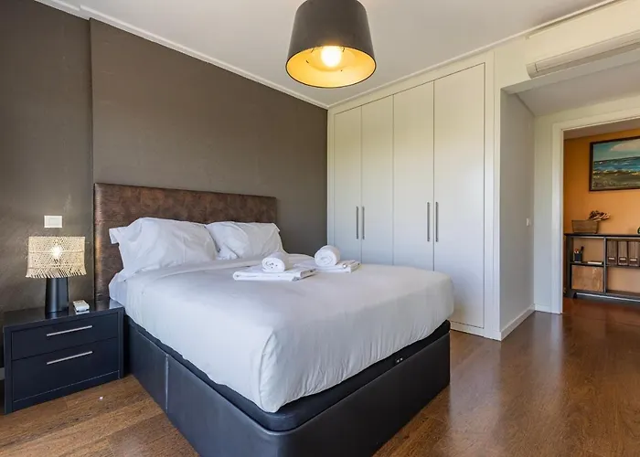 Lovely 1 Bdr With Pool By Lovelystay