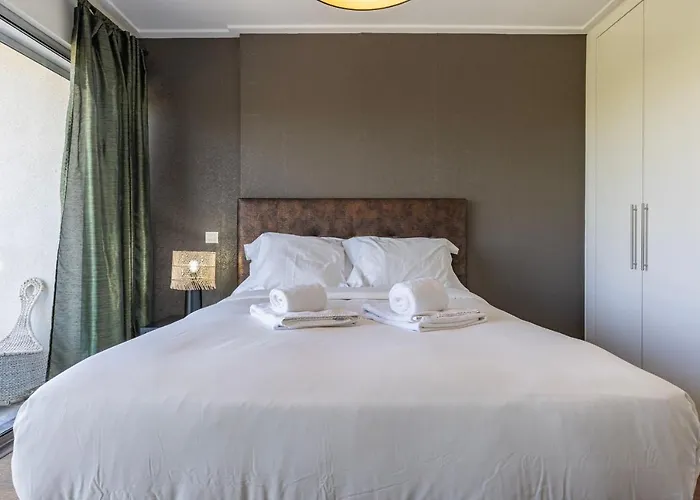 Lovely 1 Bdr With Pool By Lovelystay Лиссабон